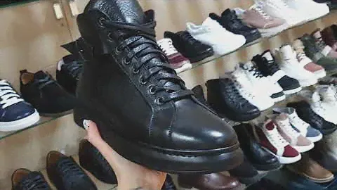 Мужские ботинки из натуральной кожи от производителя